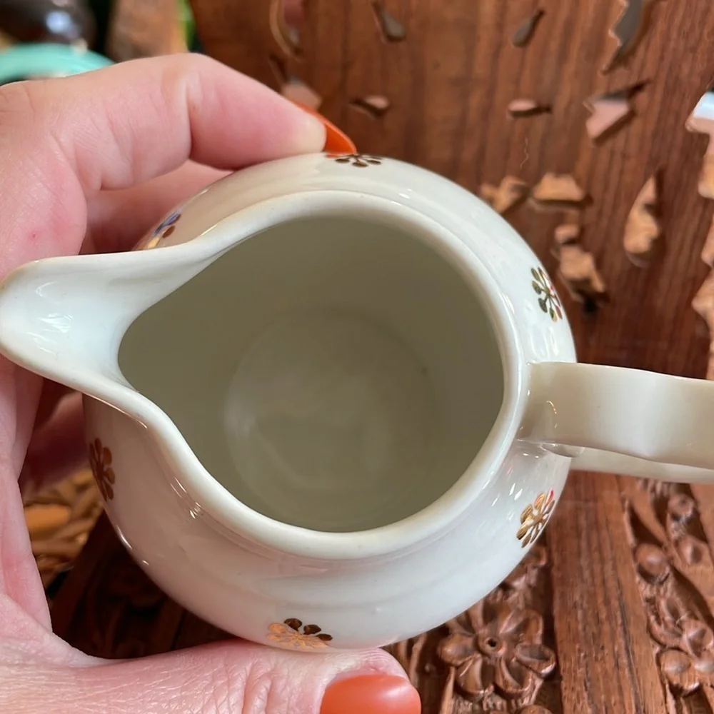 Vintage Hall Ceramic Starburst Ivory Creamer Mini Pitcher Cream Gold 1536 China